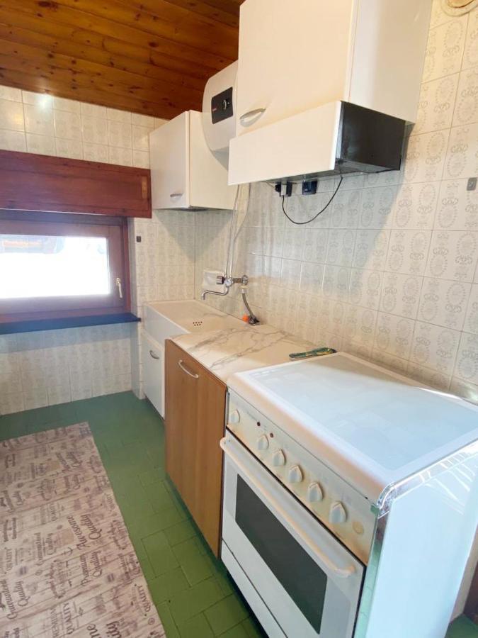 La Rondine - Appartamento Panoramico 6 Posti Letto In Villetta Champoluc Εξωτερικό φωτογραφία